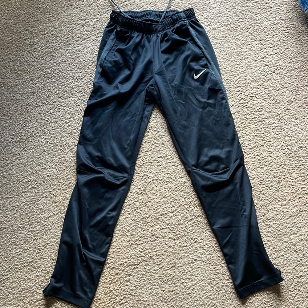 Nike Mens lightweight jogging pants